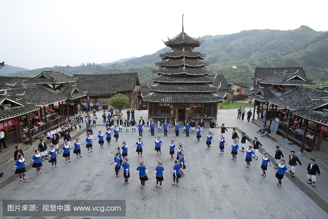 書寫八桂大地繁榮發(fā)展新篇章（社論） ——熱烈慶祝廣西壯族自治區(qū)成立60周年